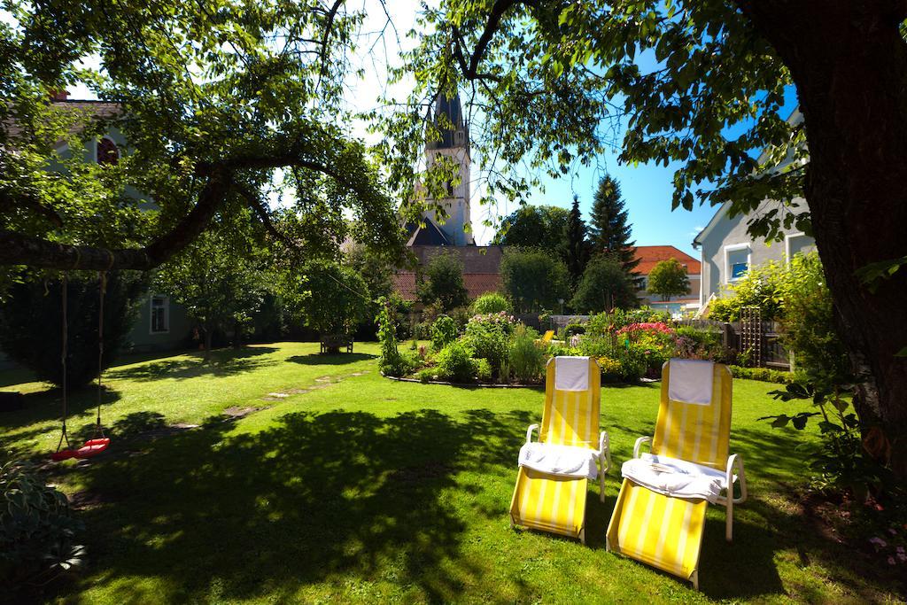 Gasthof Braeuer - Familie Eibensteiner Weißkirchen in Steiermark Exterior foto